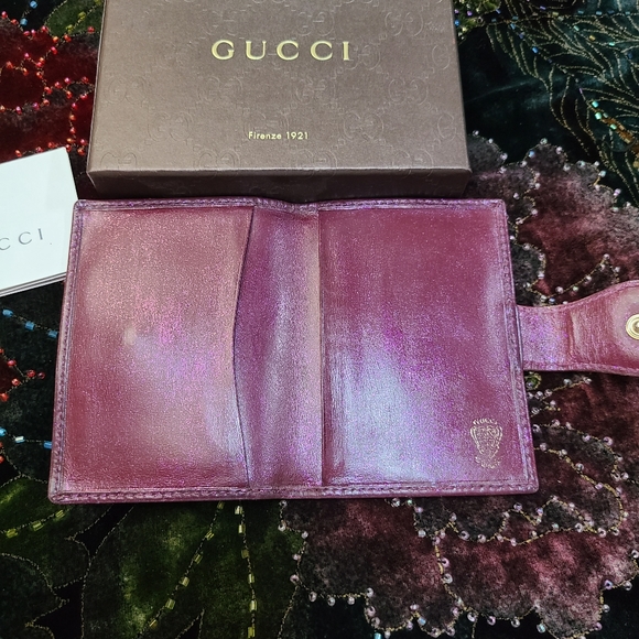 Gucci Card Holder / Wallet - Picture 7 of 9